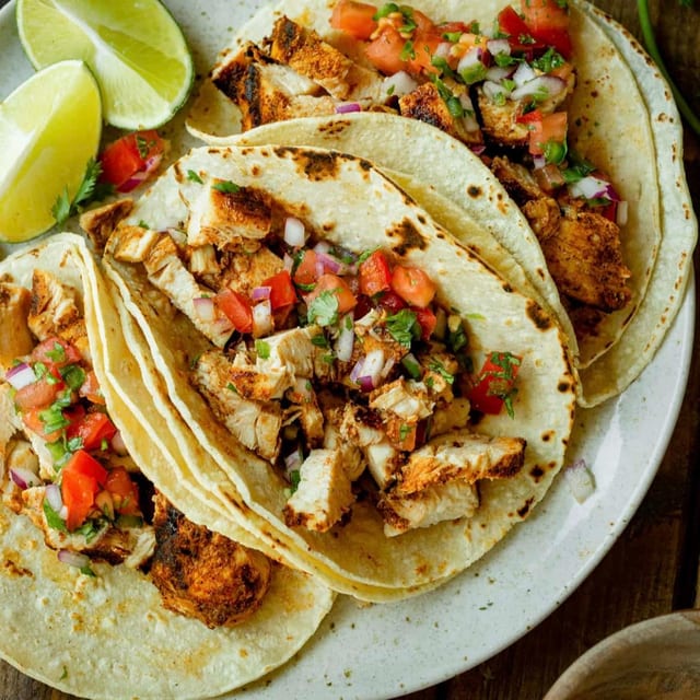Pollo Asado Taco.